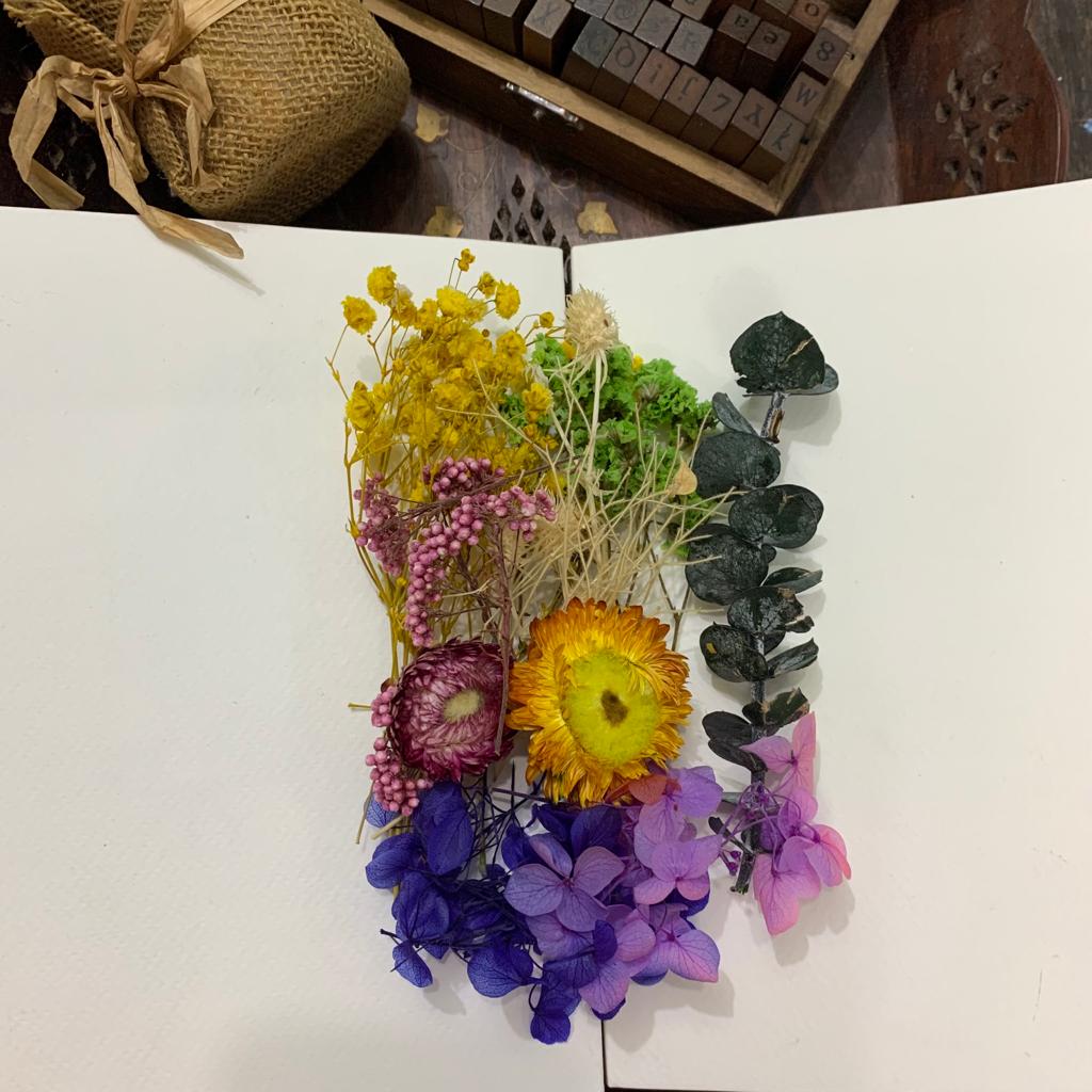 #MG-205-49 Dry Flower Box