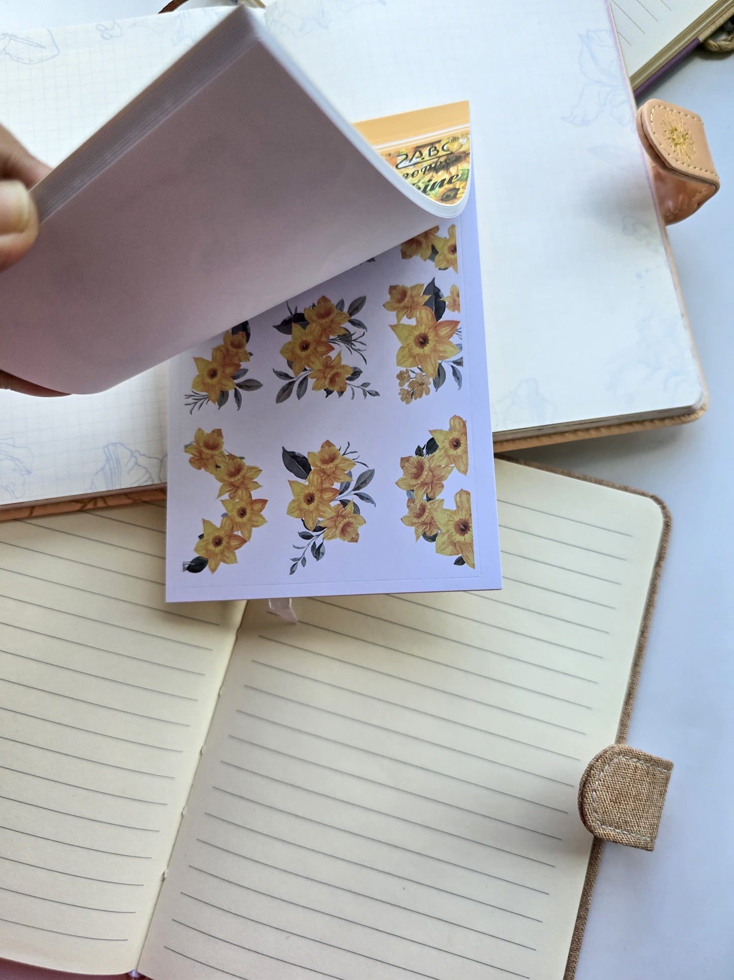 Smjsg404 Paper Sticker Book | Kintoki Warm Sunshine | 20 Pages 100*145mm PreCut Sticker