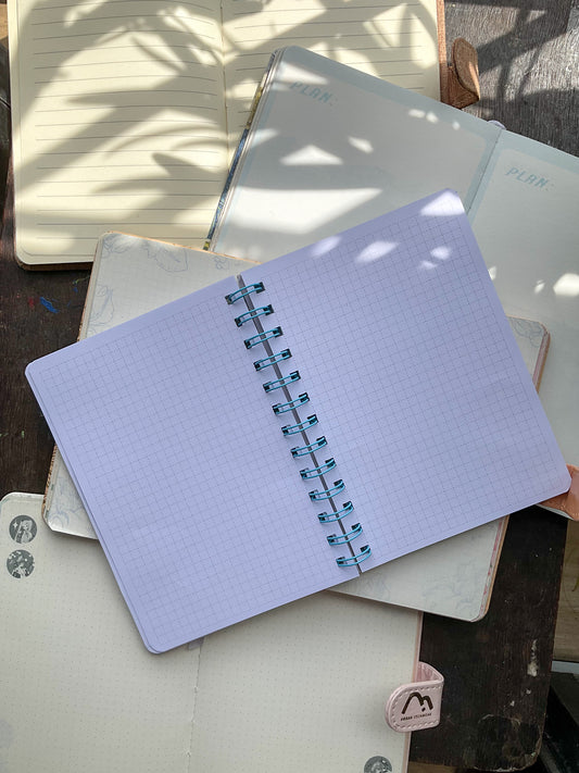 B501-Cow (Nice)| Kawaii Dairy | Spiral binding |Square Grid Special Notebooks 80 Pages 17.5x12.5 cm |Spriral Cute Kawaii Character Diary