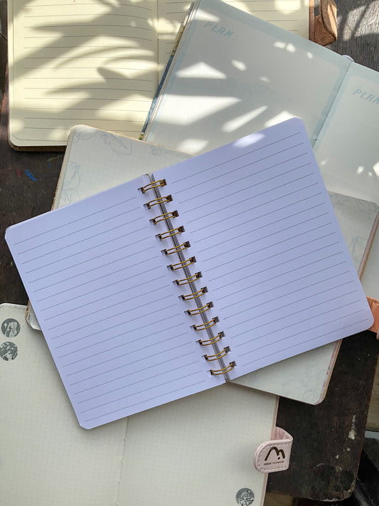 B501-Giraffe(Happy Lucky)| Kawaii Dairy | Spiral binding |Square Grid Special Notebooks 80 Pages 17.5x12.5 cm |Spriral Cute Kawaii Character Diary