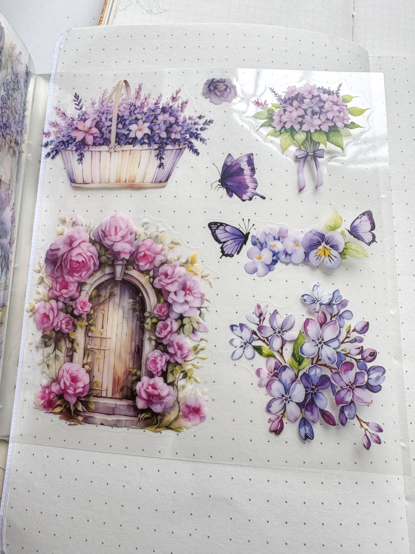 Wssl403 Pet Sticker Book | Colorful Forest | 30 pages