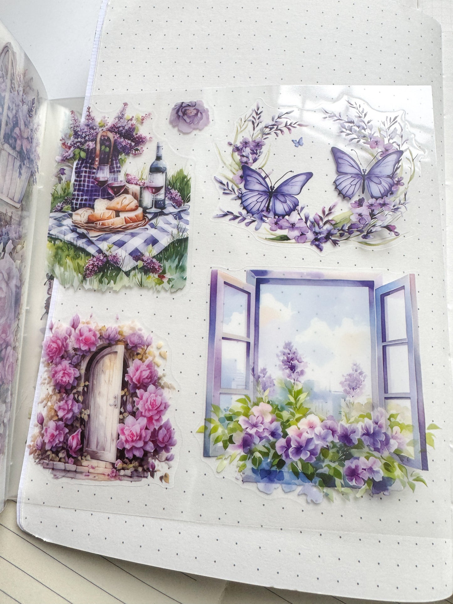 Wssl403 Pet Sticker Book | Colorful Forest | 30 pages