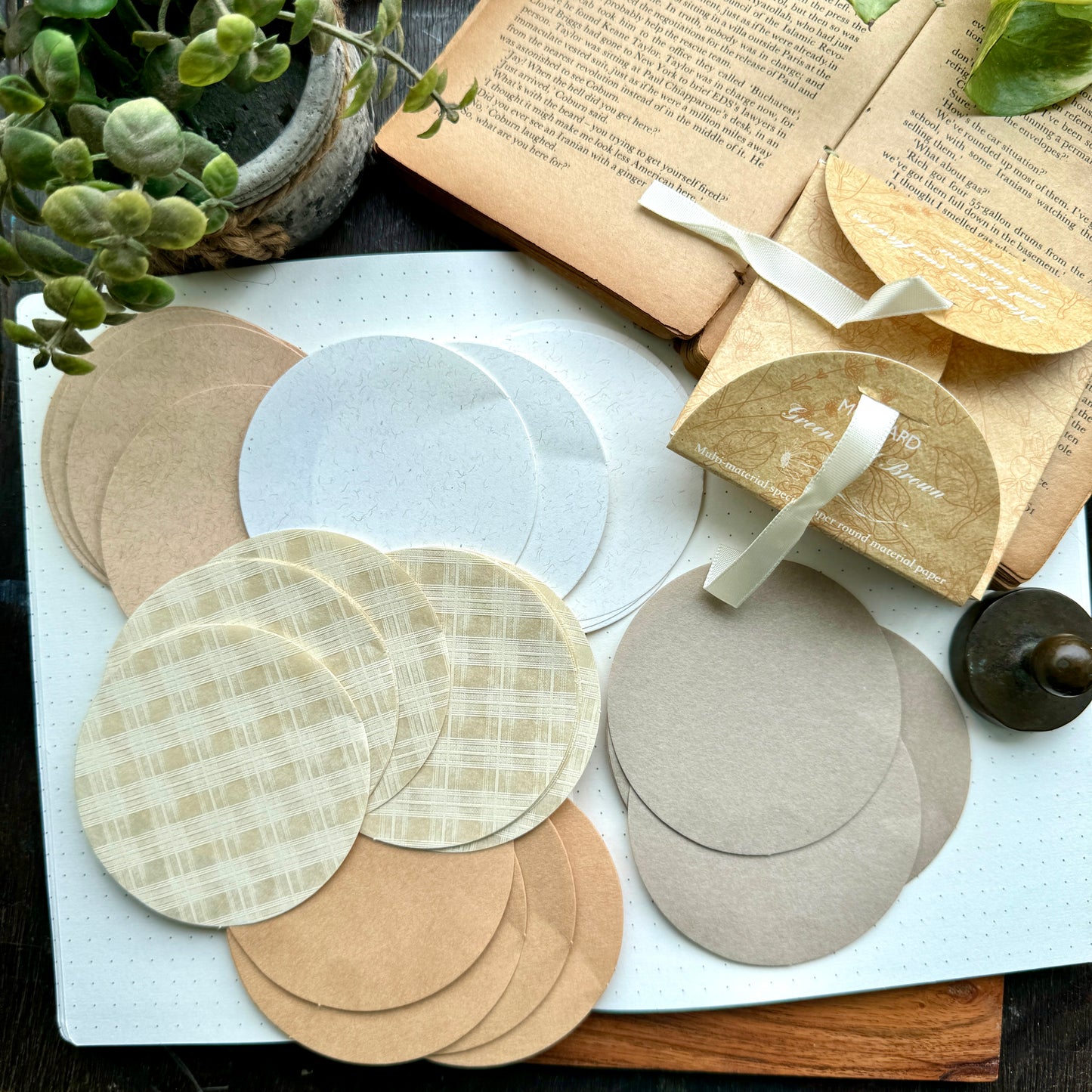 Mmk12F117 Multi Material Paper Cutout 80X80 30Pc