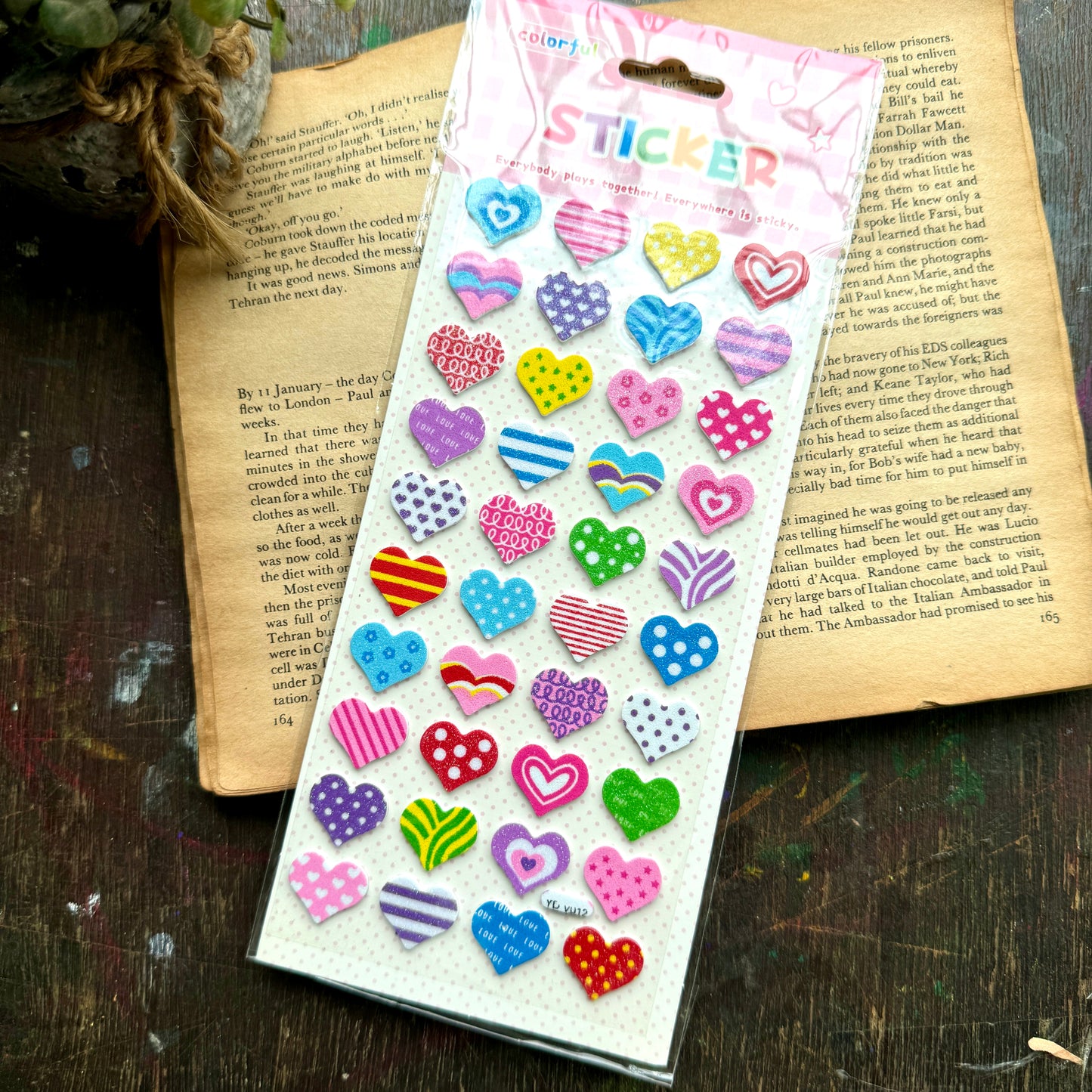 YDV012 - Glitter Foam Love Sticker