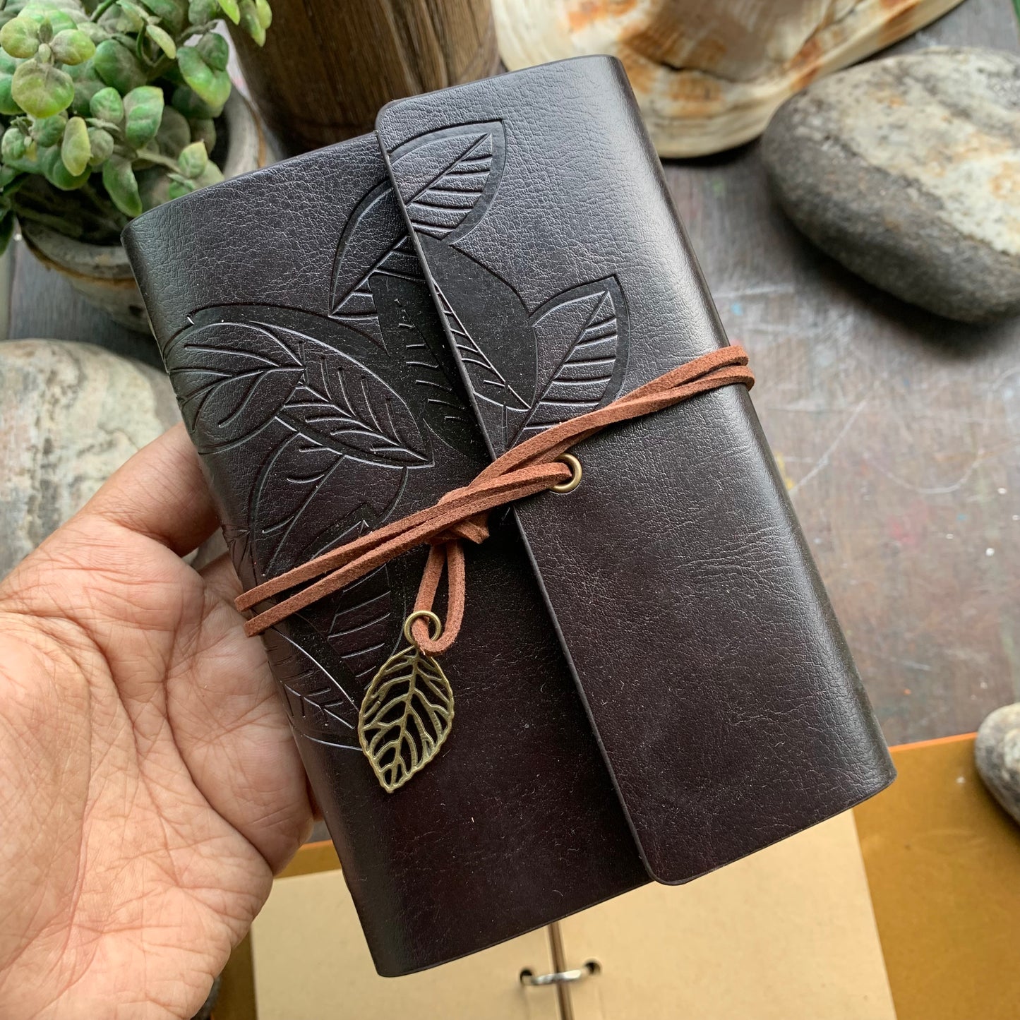 Mg265e5 A6 Vintage Journal Notebook with Craft Paper