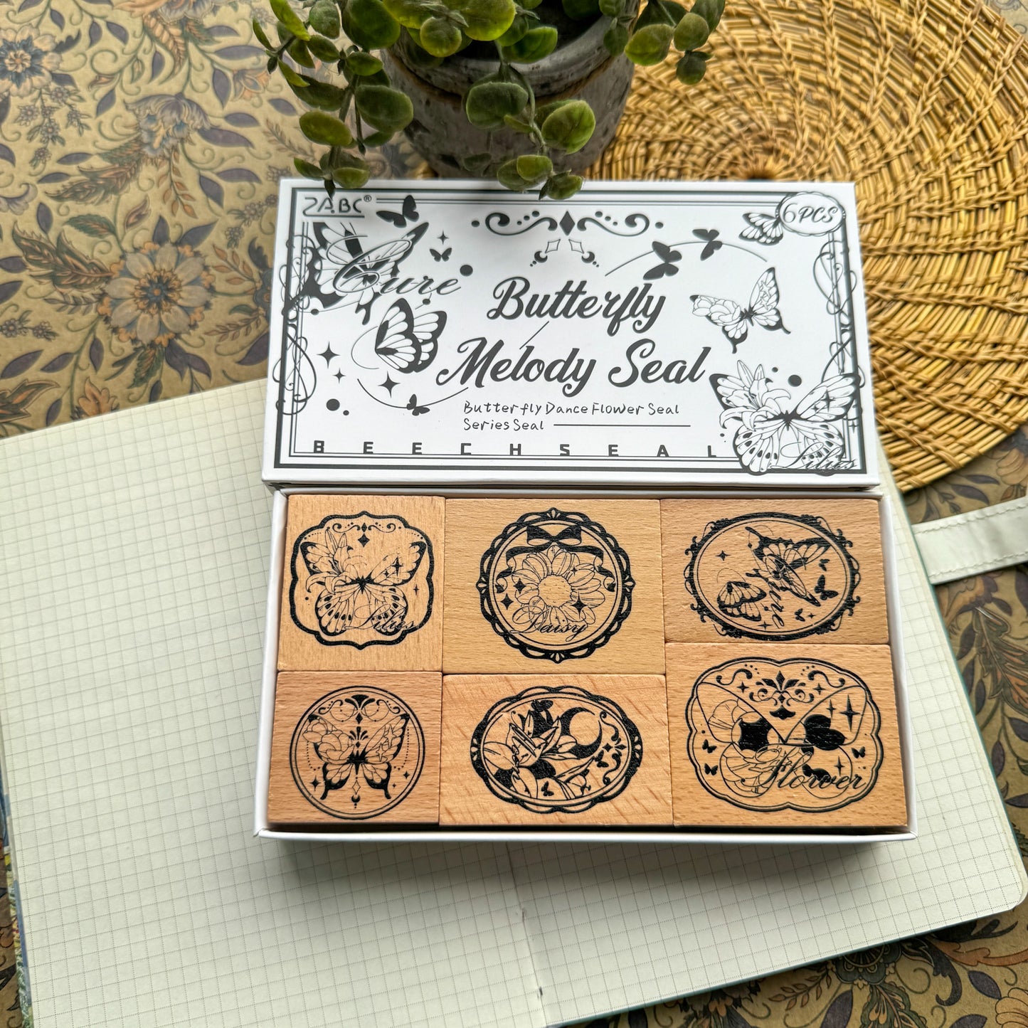 DWHY201 - seal butterfly flower print series retro beech wooden seal hand account decoration tools 6 pieces into