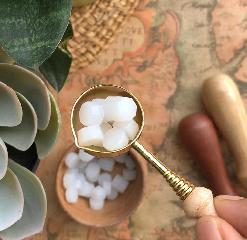 #SWP12 - Wax Beads 1 Pckt = 50 Pcs