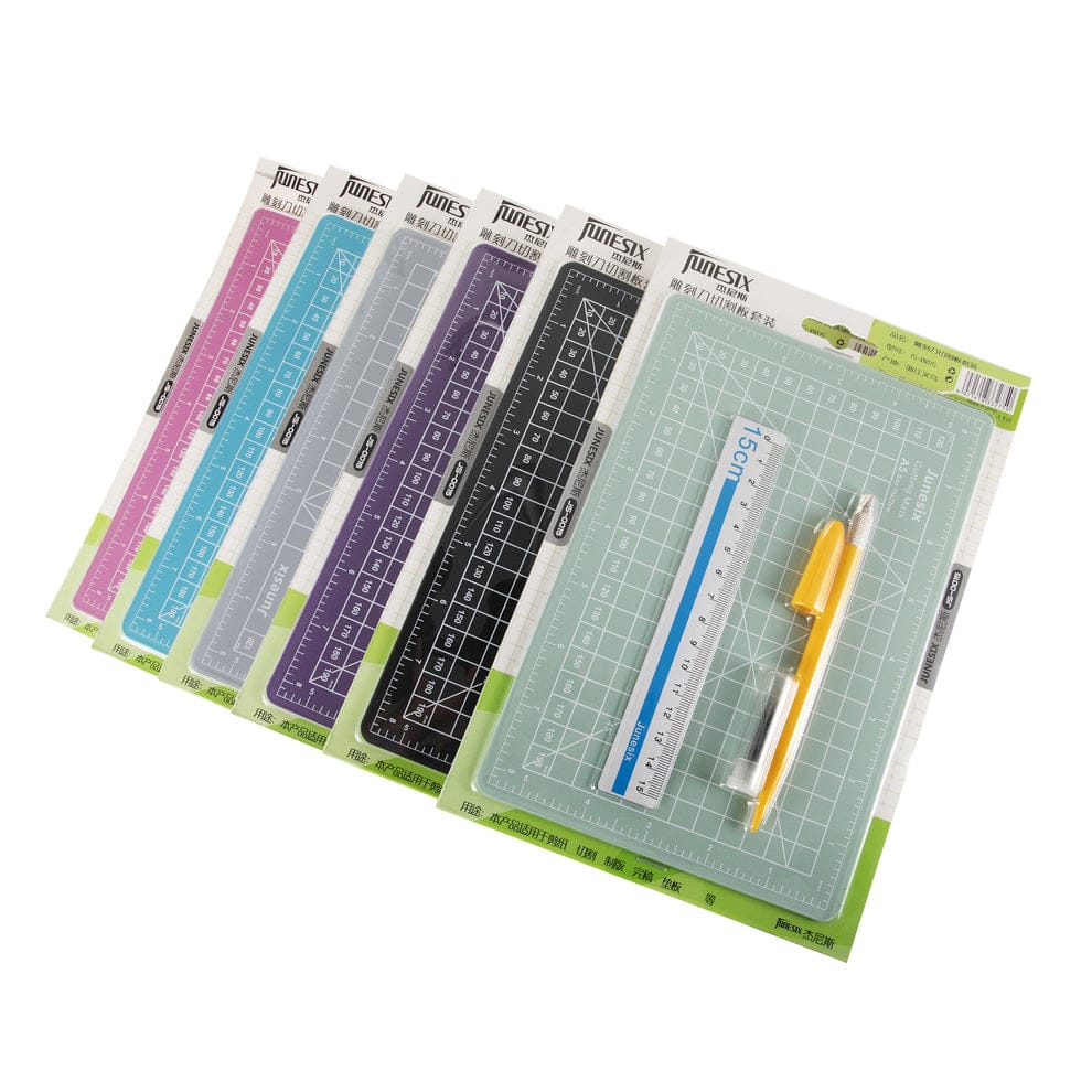 Js0015- Cutting mat With Pen Knife And Metal Scale Green | Set With Extra Blades