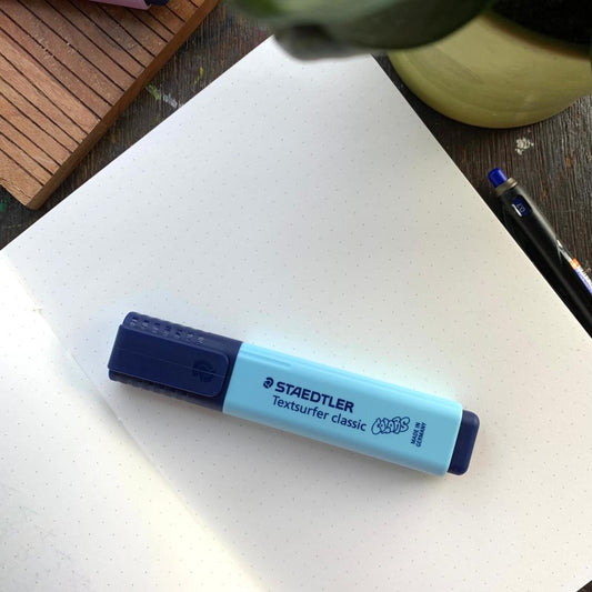 C-305 STAEDTLER - Highlighter Pen | Azur | Textsurfer classic | Pastel Highlighters