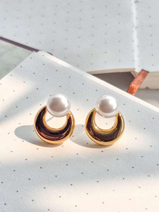 Pearl Golden Moon Stud Earring