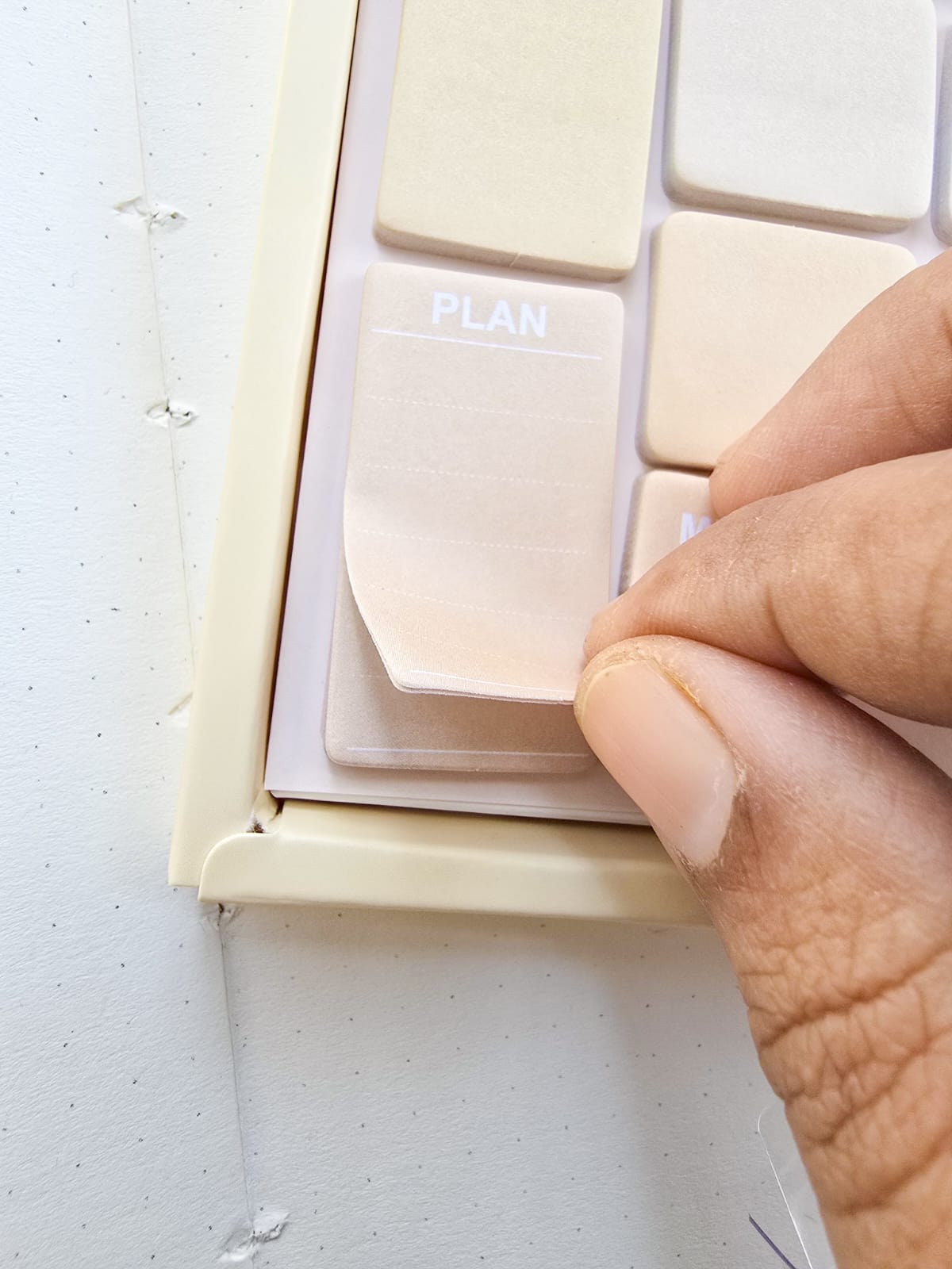 SN-26-210(Hmc)-BSM | Eye Shadow Sticky Notes Memo Pad | 95*98mm |210 Sheets |