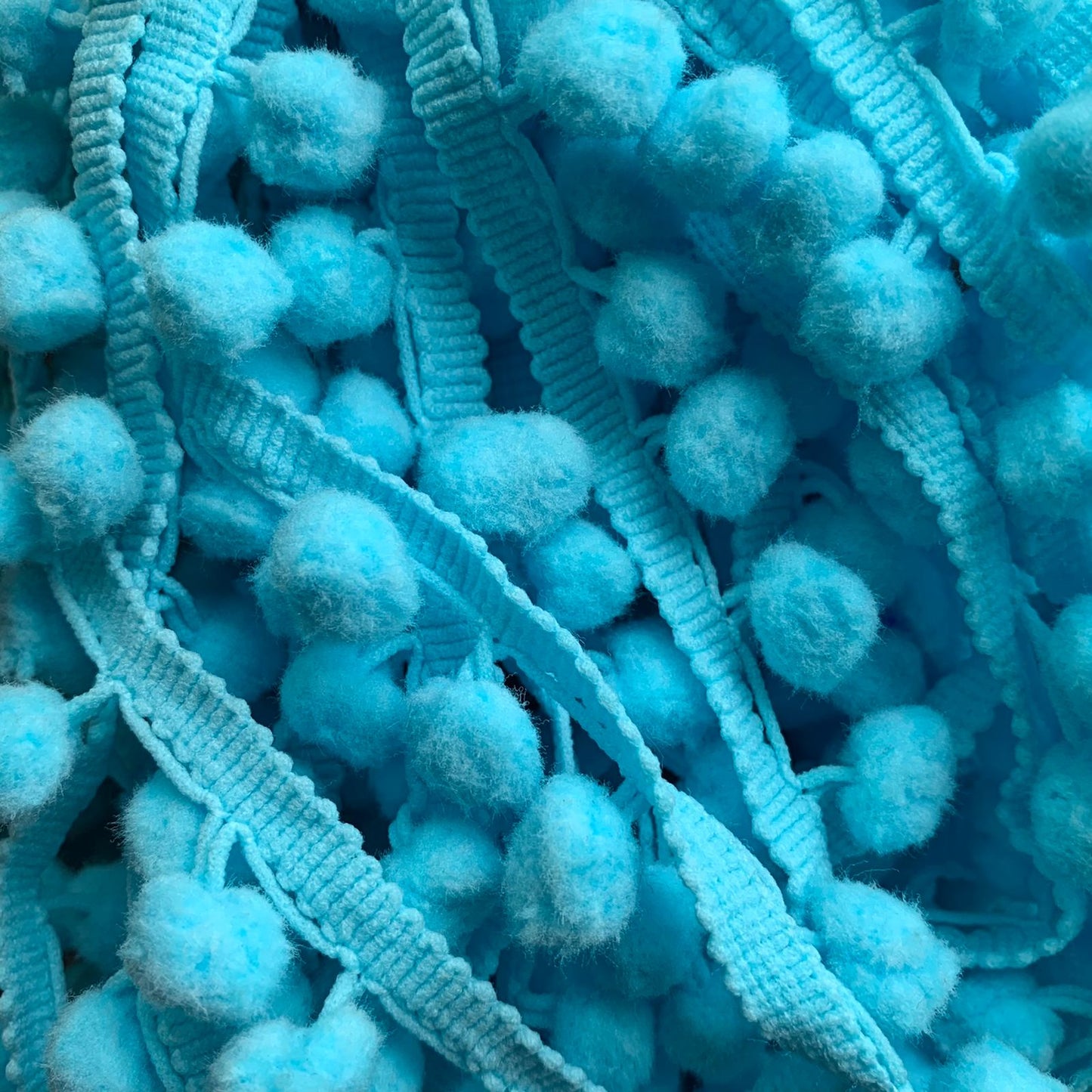 #15 Pom Pom Lace 2 mtr | Pom pom Size : approx 10mm