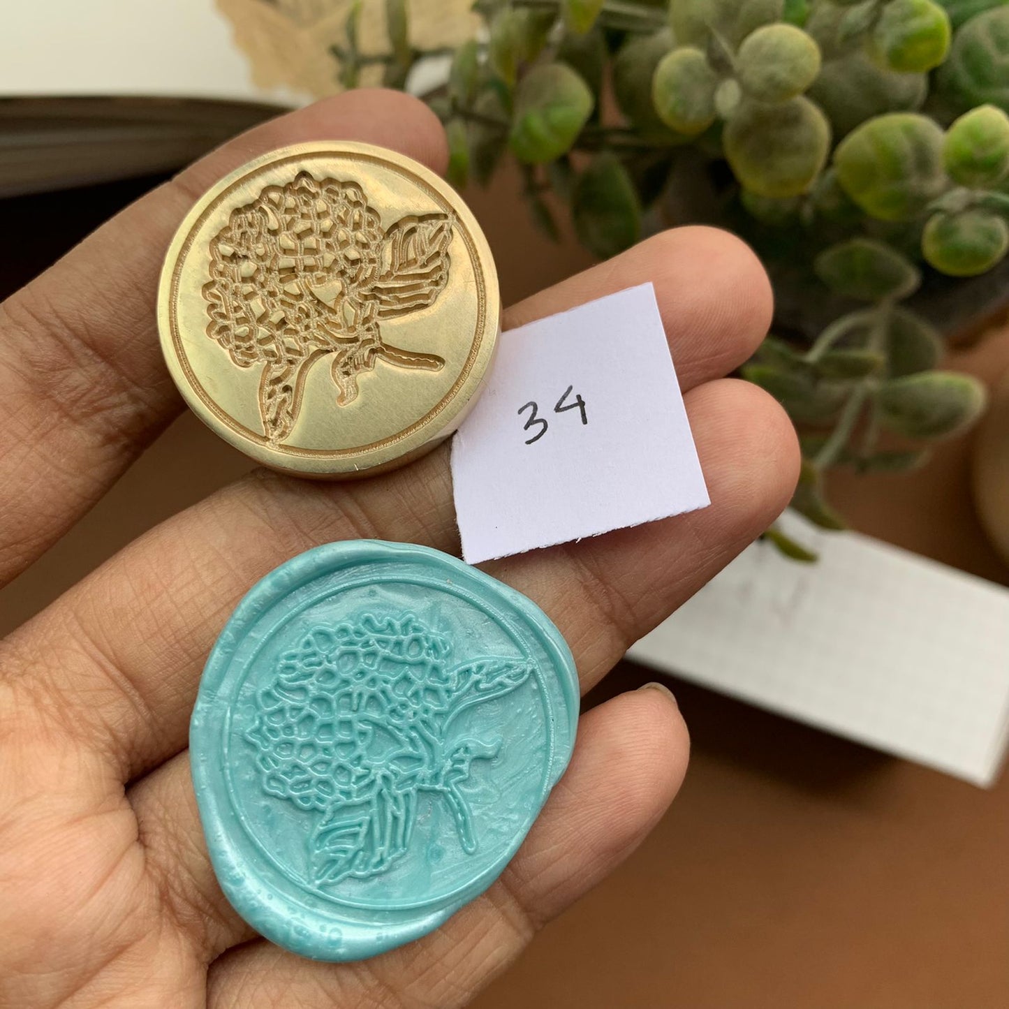 AW34 - Premium Seal Wax Stamp with Wooden Handle | 30mm Diameter
