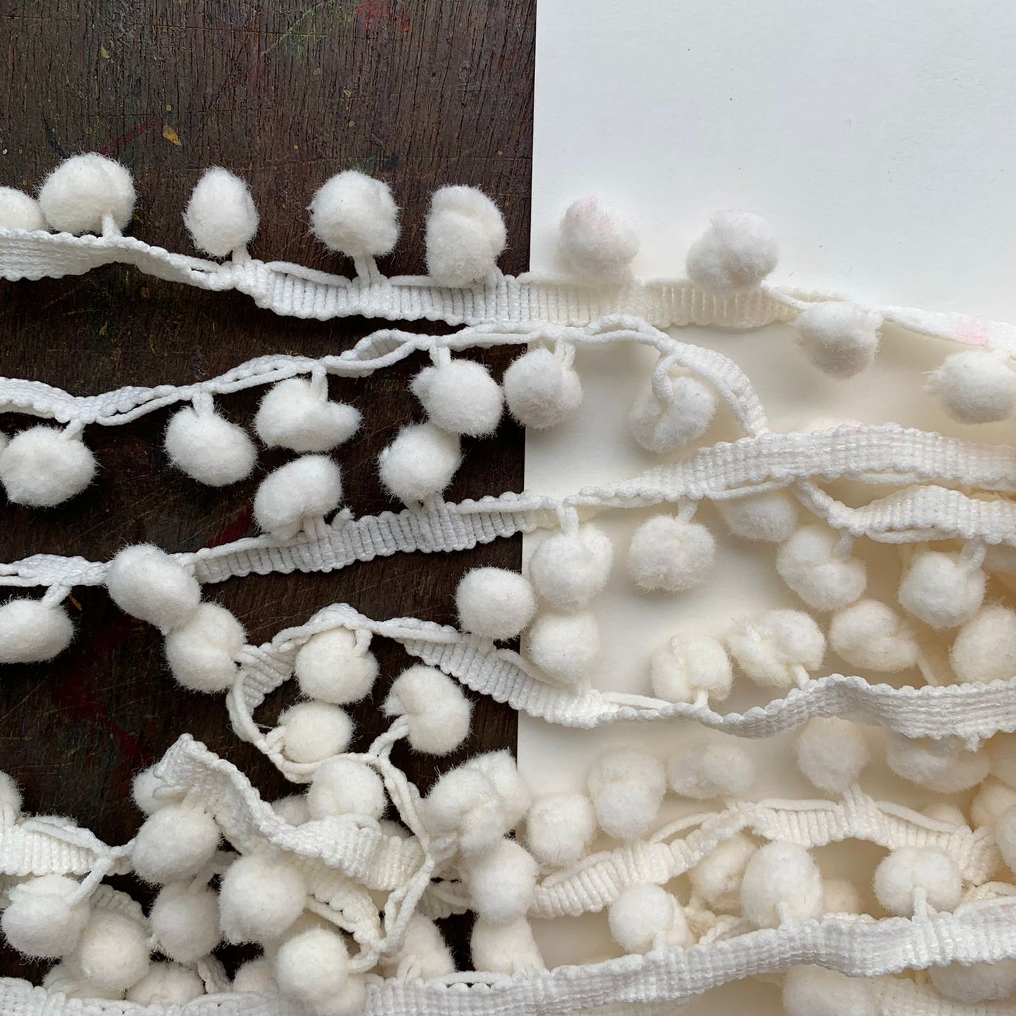 #8 Pom Pom Lace 2 mtr | Pom pom Size : approx 10mm