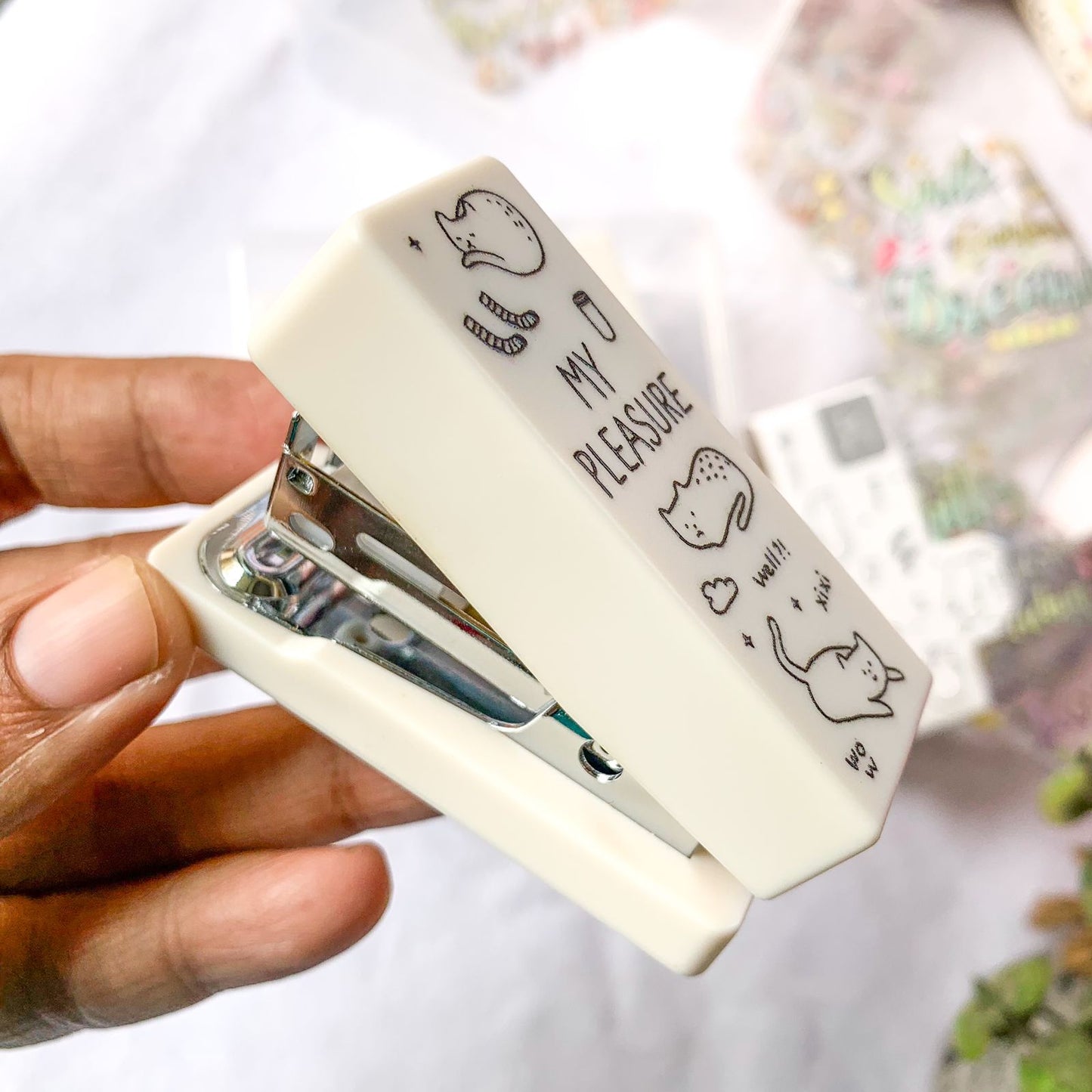 #1 - Kawaii Mini Stapler box with 1 Stapler pin pack