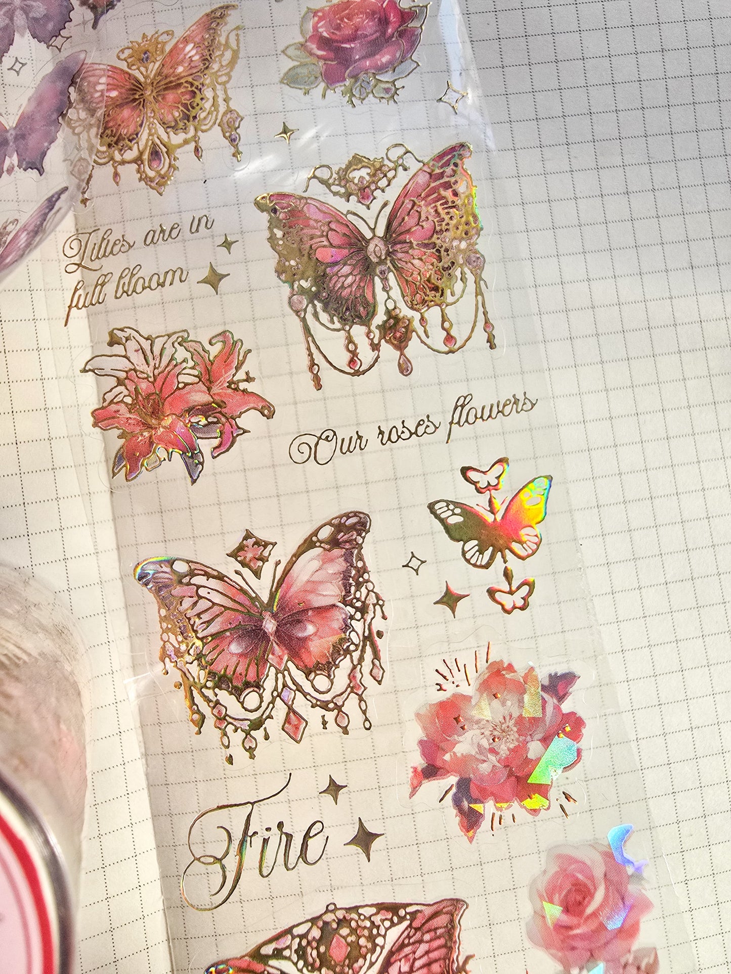 Mmk03H062 Sticker Roll| Foiled Butterfly Red  | Pre Cut sticker