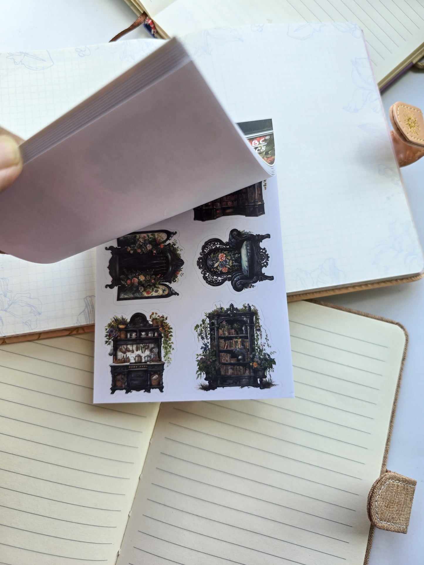 Smjsg401 Paper Sticker Book | Fallen Doll | 20 Pages 100*145mm PreCut Sticker