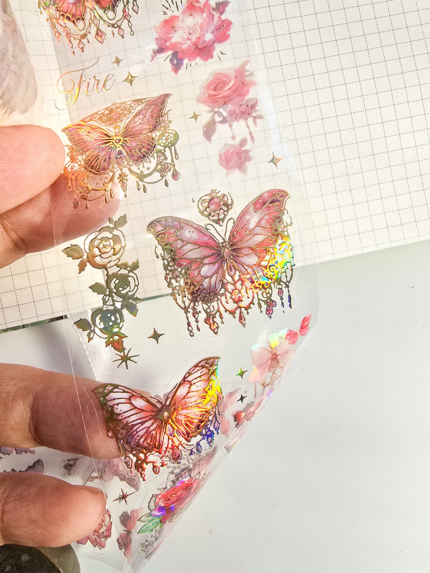 Mmk03H062 Sticker Roll| Foiled Butterfly Red  | Pre Cut sticker