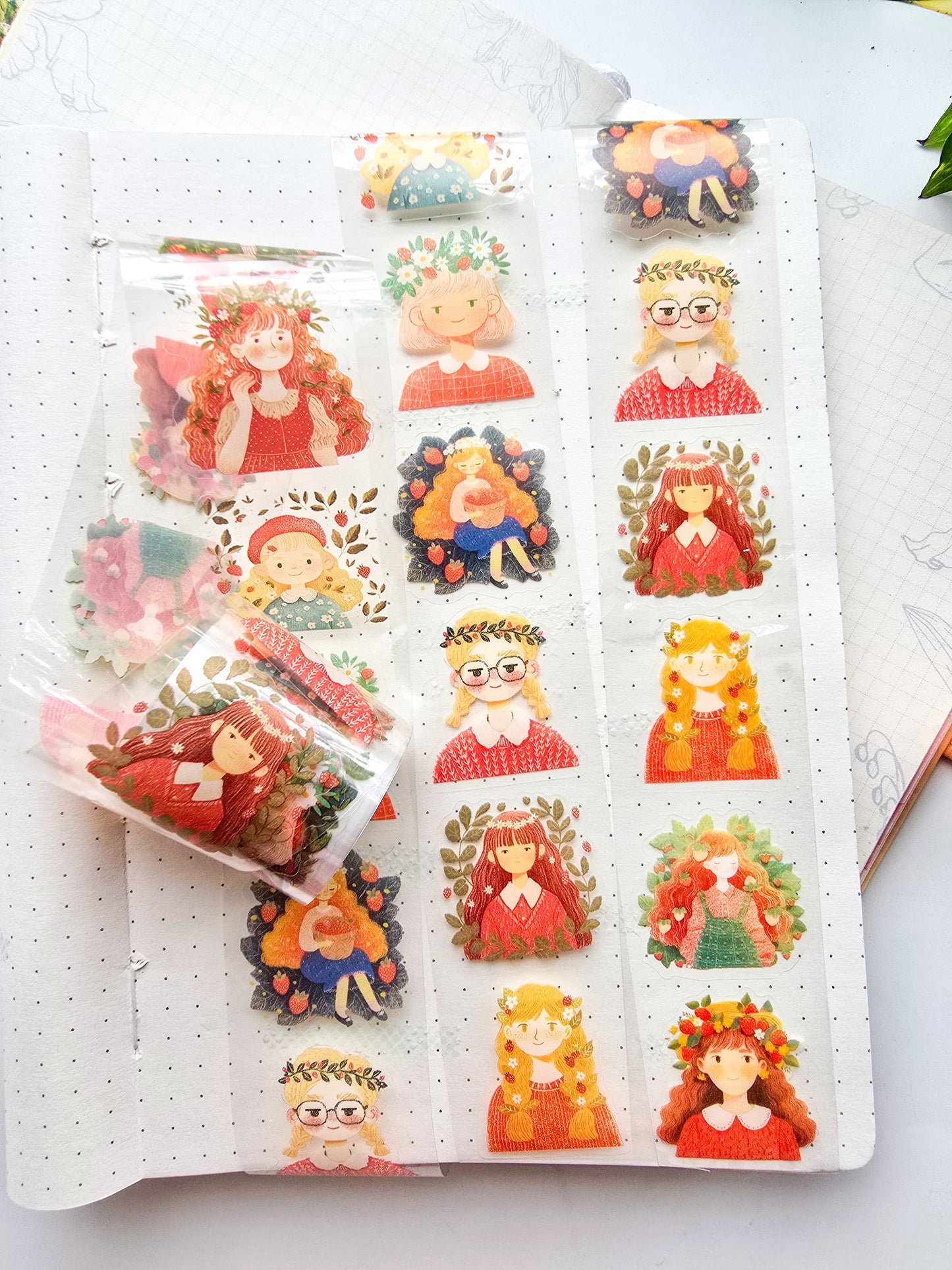 MHD-TYHY006| Transparent Pet Sticker Roll| Cute Girl Theme