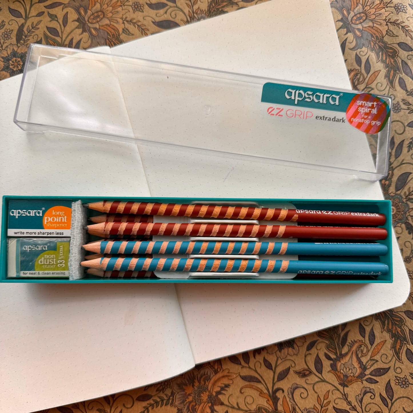 Apsara EZ Grip | extra dark | pencil set of 10 pcs with 1 Eraser and 1 Sharpner