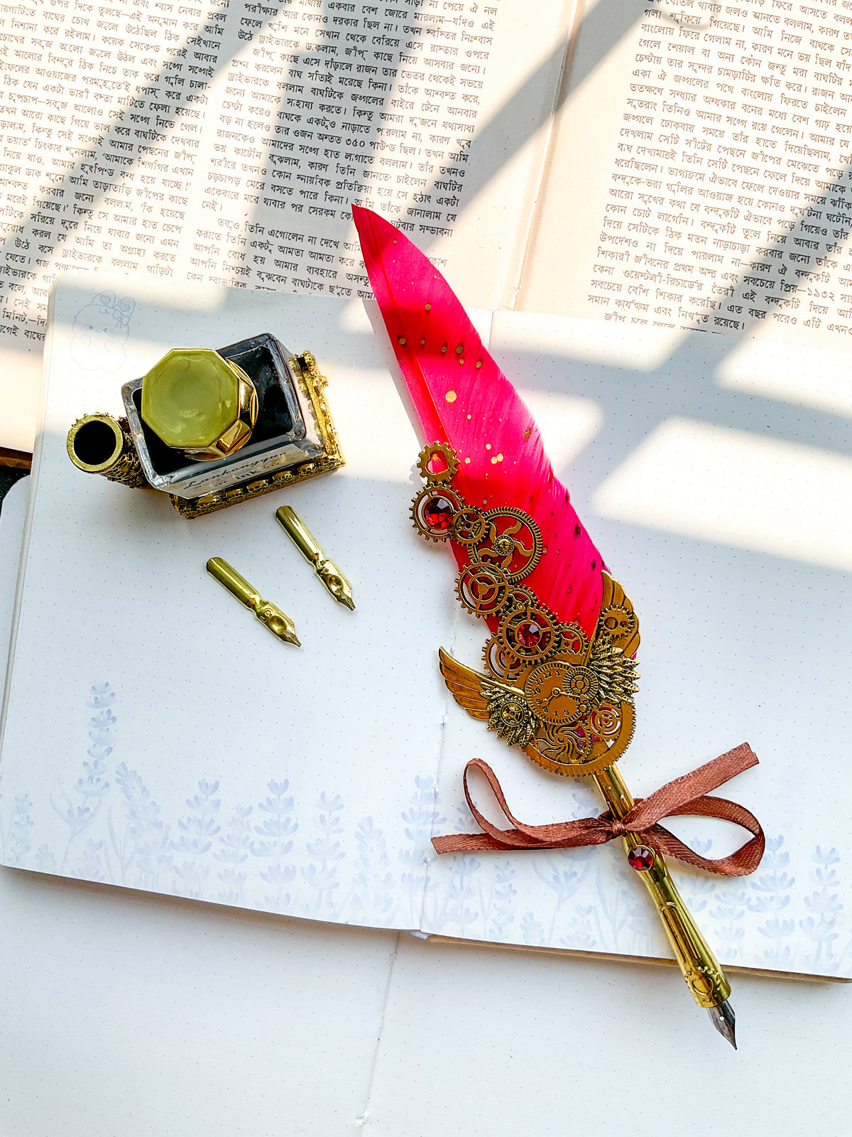 FPS-10098 | Vintage Feather Calligraphy Pen & Ink Set | Feather Pen 1 | Replacement Nibs 5 |Pen Holder 1 | Ink bottle 1 |