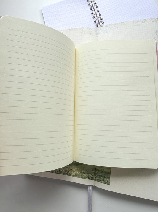 Blooming Elastic Notebook|A5 Notebook Ruled| Hard Cover| BG-A5-12461-4|96 Pages