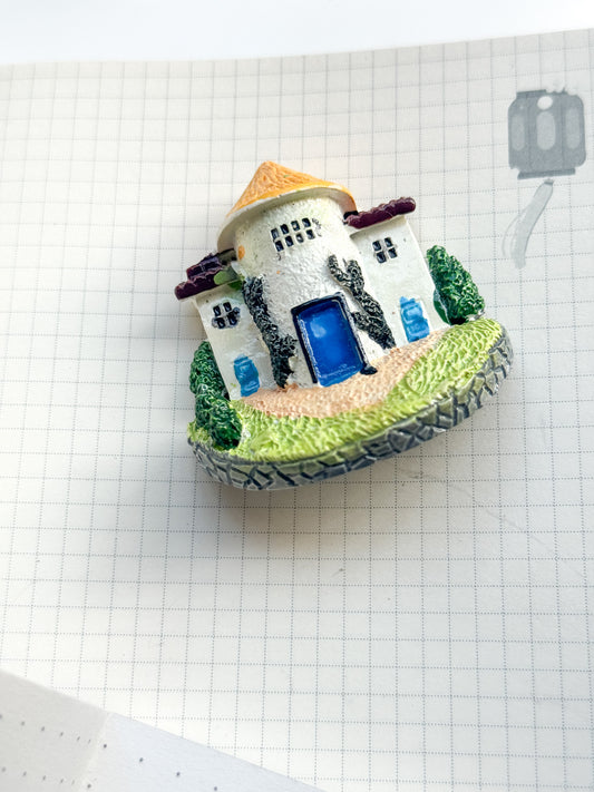 Miniature Homes Ceramic Models With Fridge Magnet Back #4