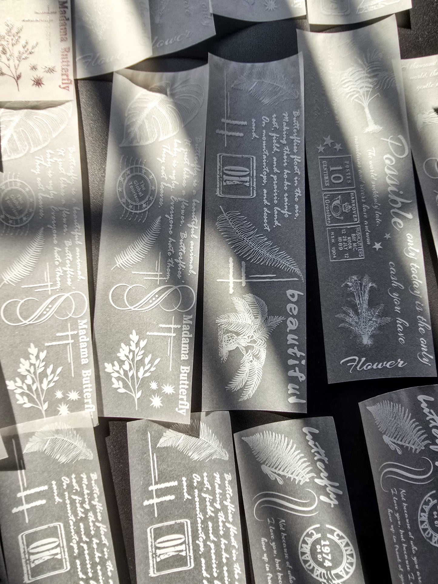 NNHY803 - sticker this murmur flower series creative retro sulphuric acid paper white ink hand account material 30 sheets into