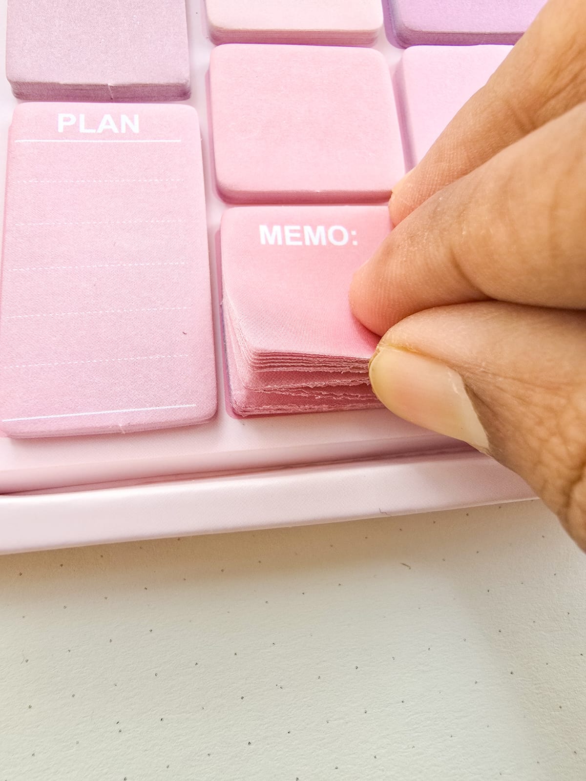 SN-26-210(Hmc)-BSM | Eye Shadow Sticky Notes Memo Pad | 95*98mm |210 Sheets |