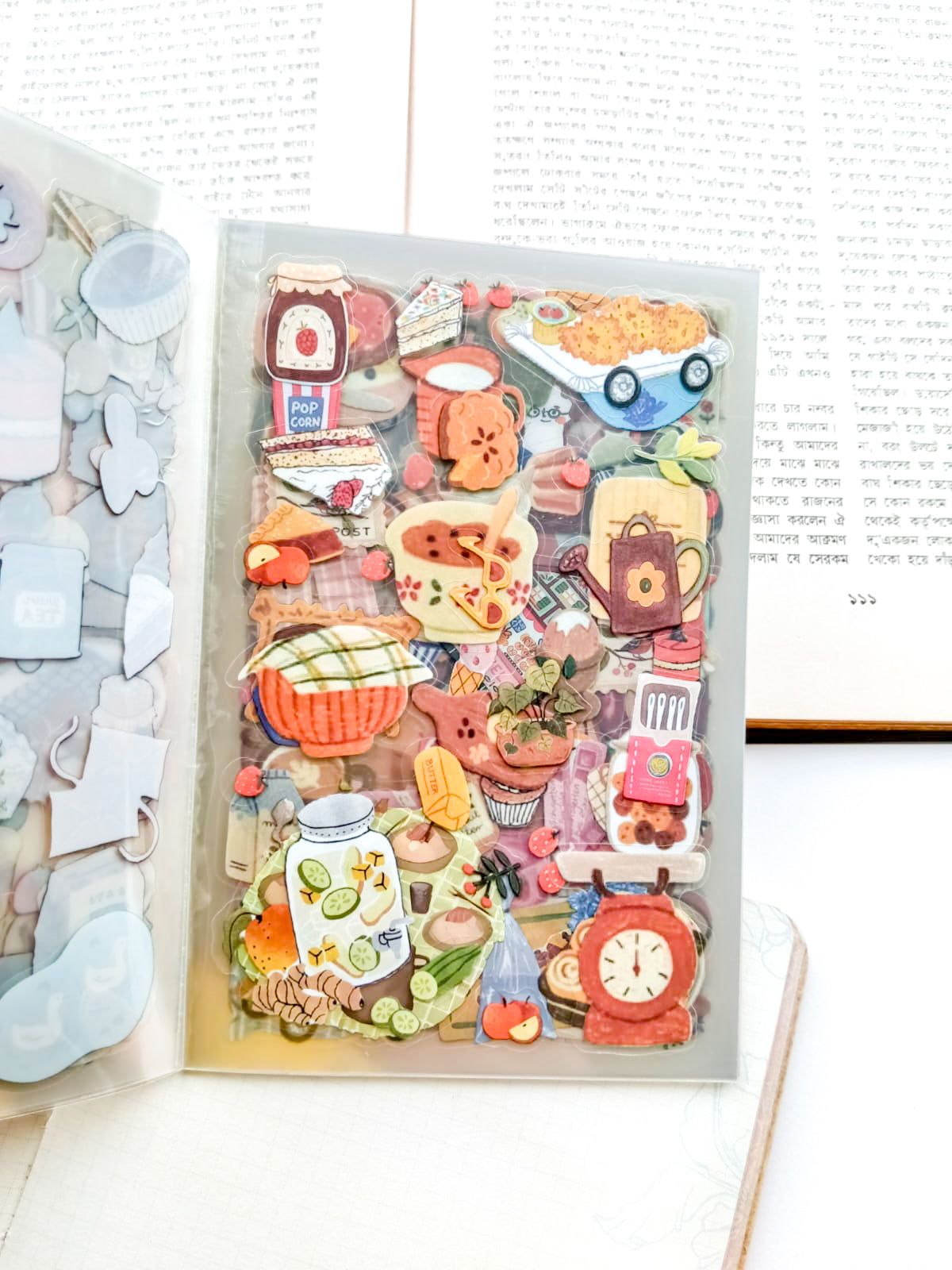 TMSZ-401 | Sweet Dream In The Journal PET Dreamland Sticker Book 20Pcs Over 300 Sticker | 150* 100mm