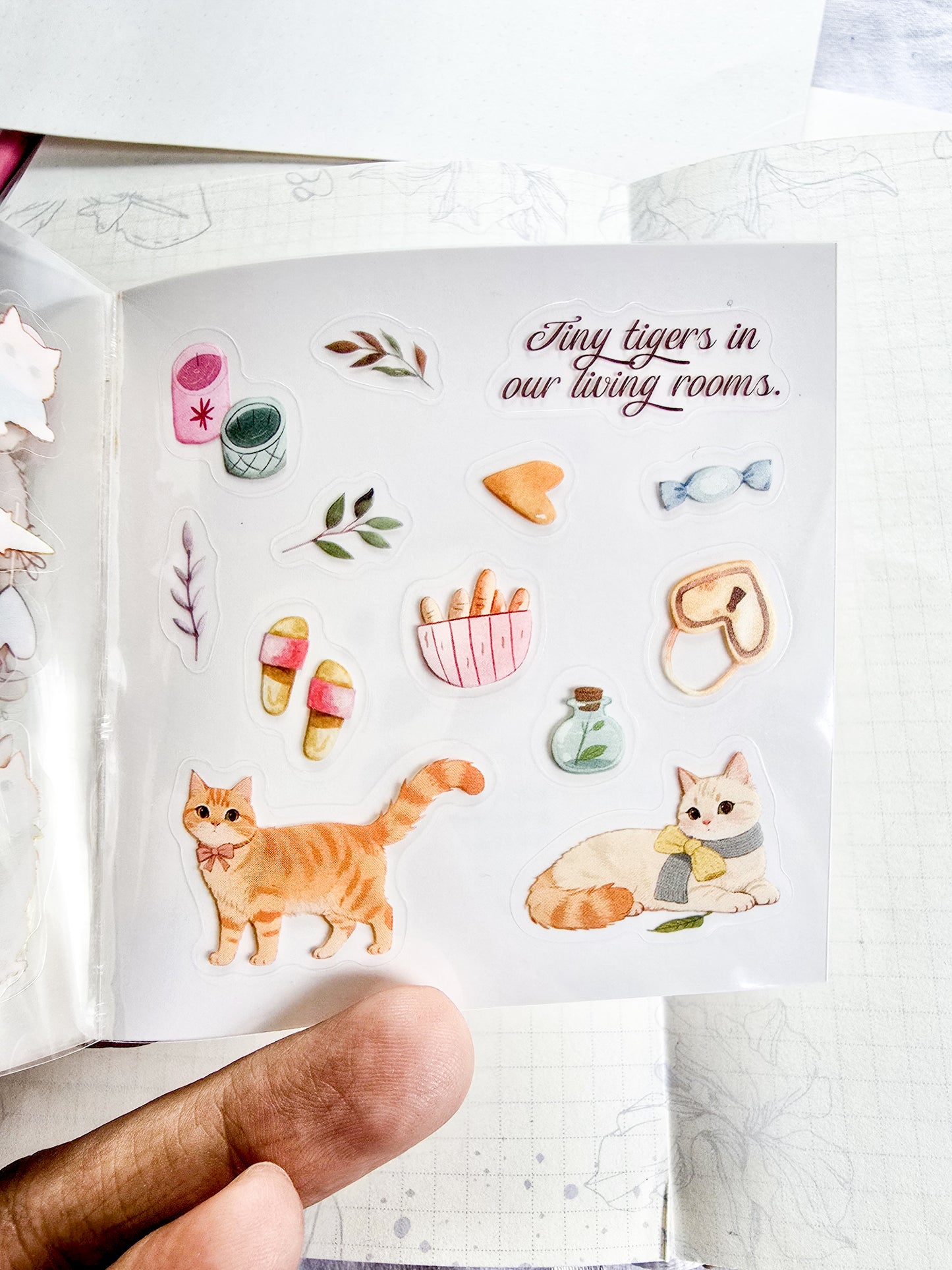 MRZYT-402| 20-Sheet PET Pet Theme Sticker Books Featuring Die-Cut Sun  Cat Designs | 80*80mm .