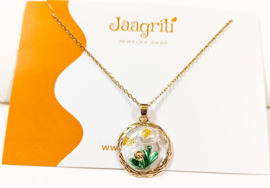 | 3D Floral Pendant Vintage Style Necklace |