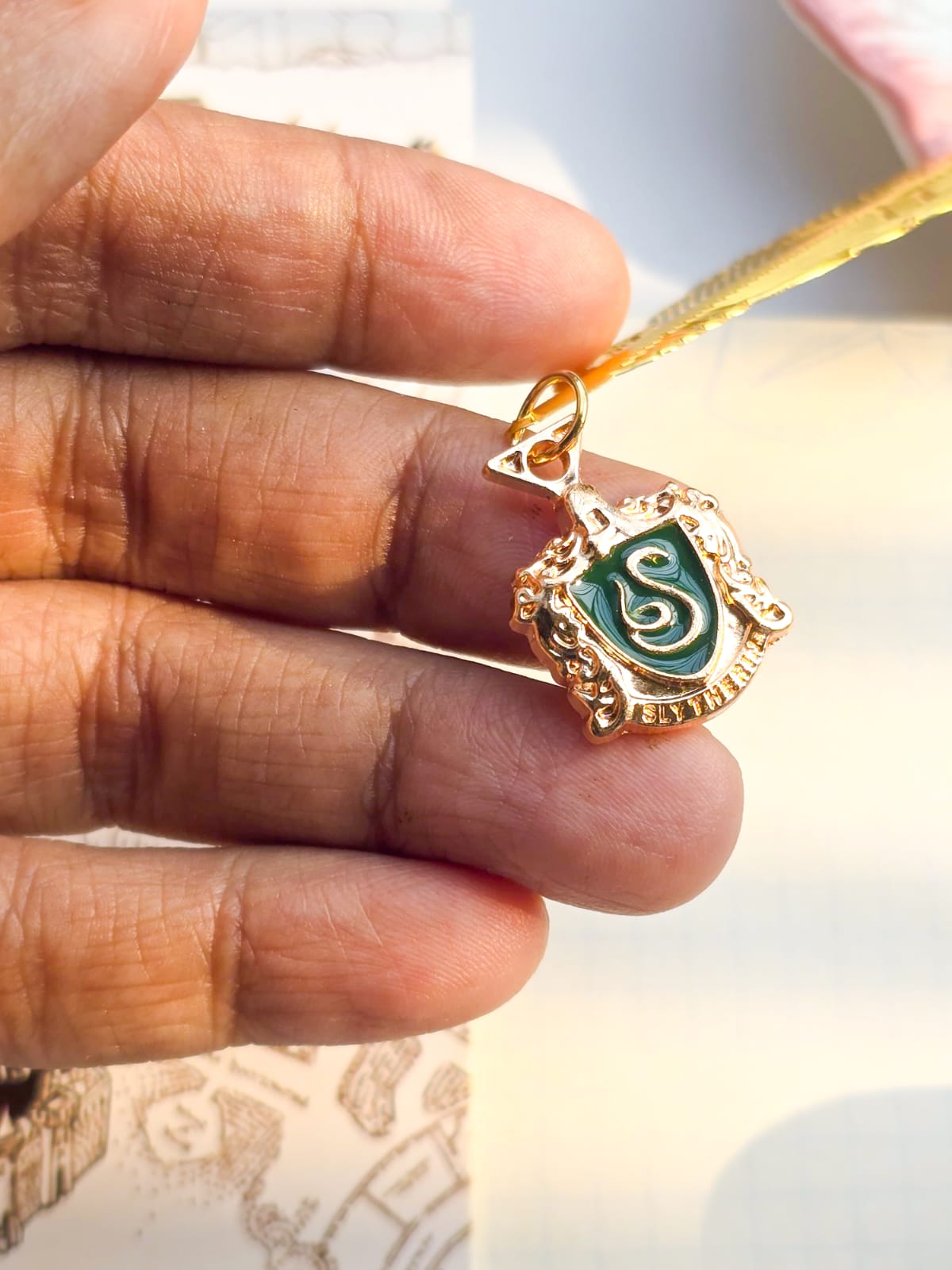 MG26615 | Harry Potter Feather Book Mark |