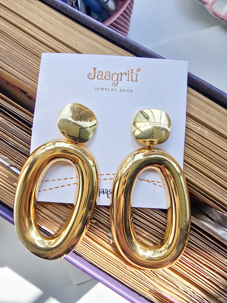 Anti-Tarnish Drop stud Earring  enmode lifestyle
