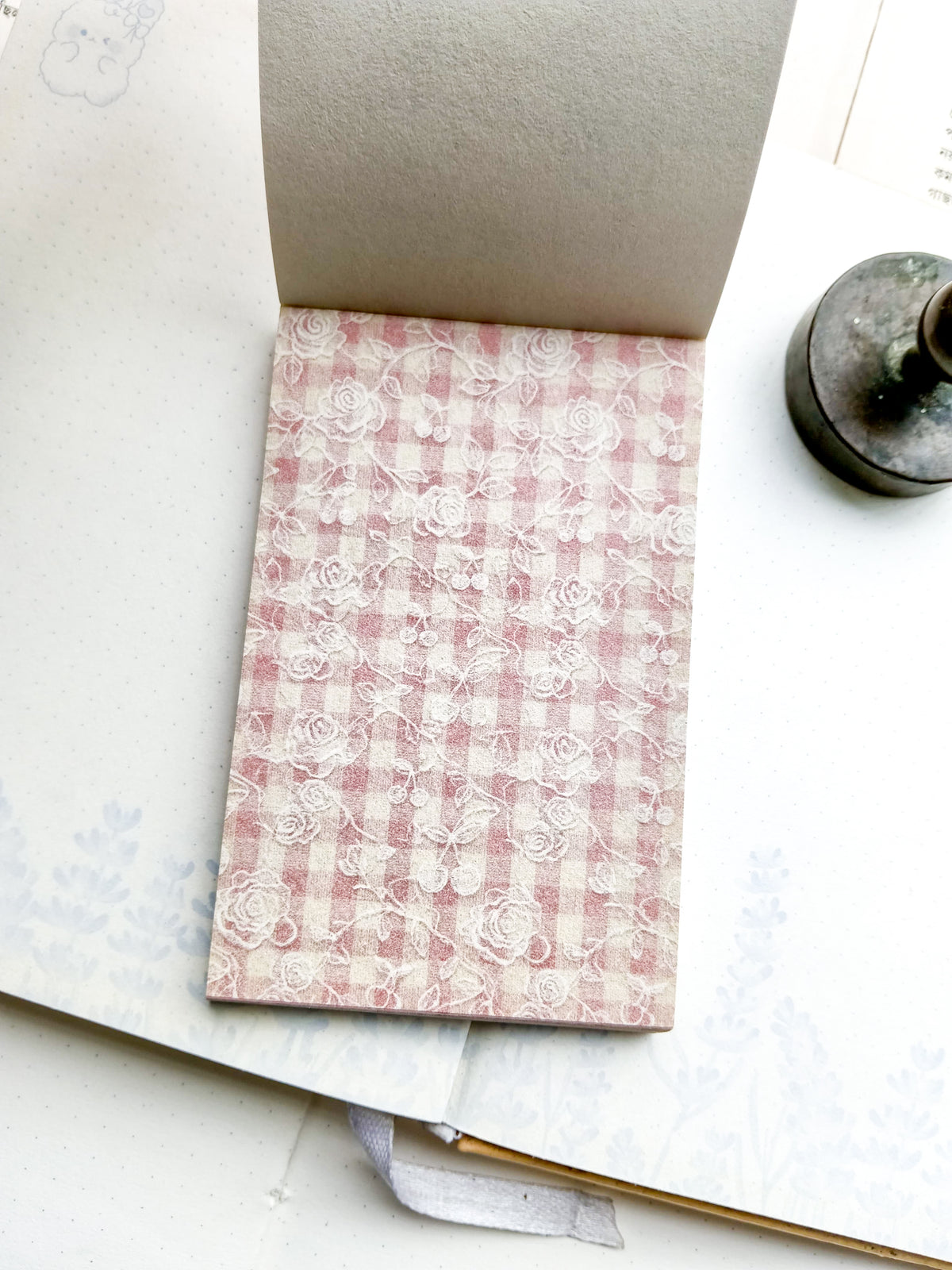 QFYN-606 |Cherry dust, crimson mist Vintage Journal Scrapbook Papers pad 50pcs | 67* 105mm