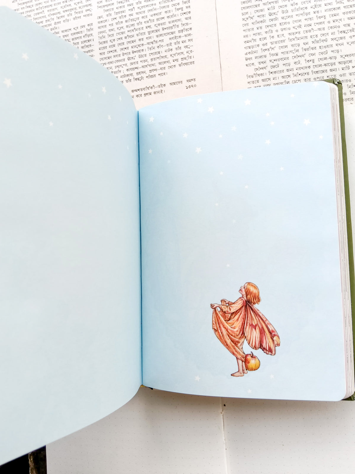 JZA5128-2557 | Paperblanks Flower Fairies Journal Featuring The White Bindweed Fairy Illustration