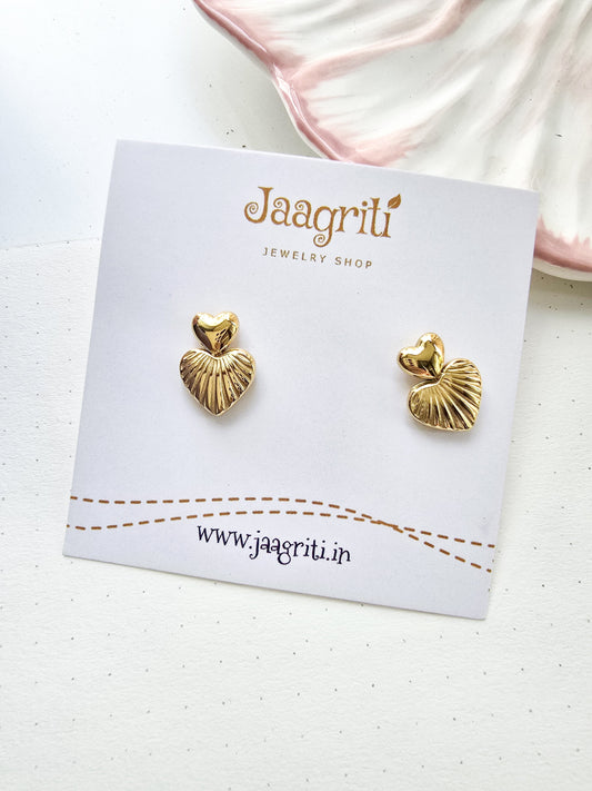 Anti-Tarnish Heart stud Earring  enmode lifestyle